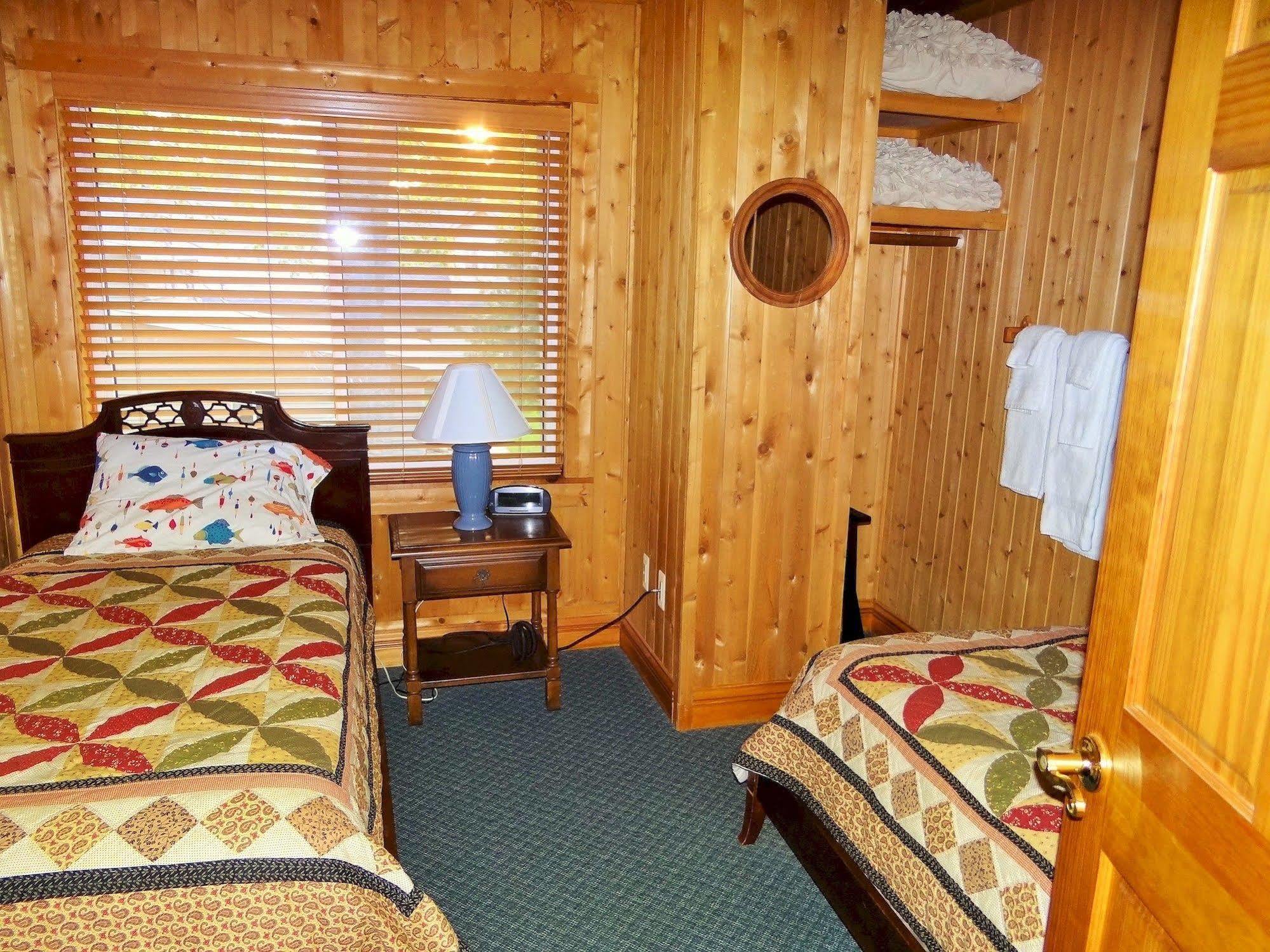 Sunset Resort Prudenville Exterior foto
