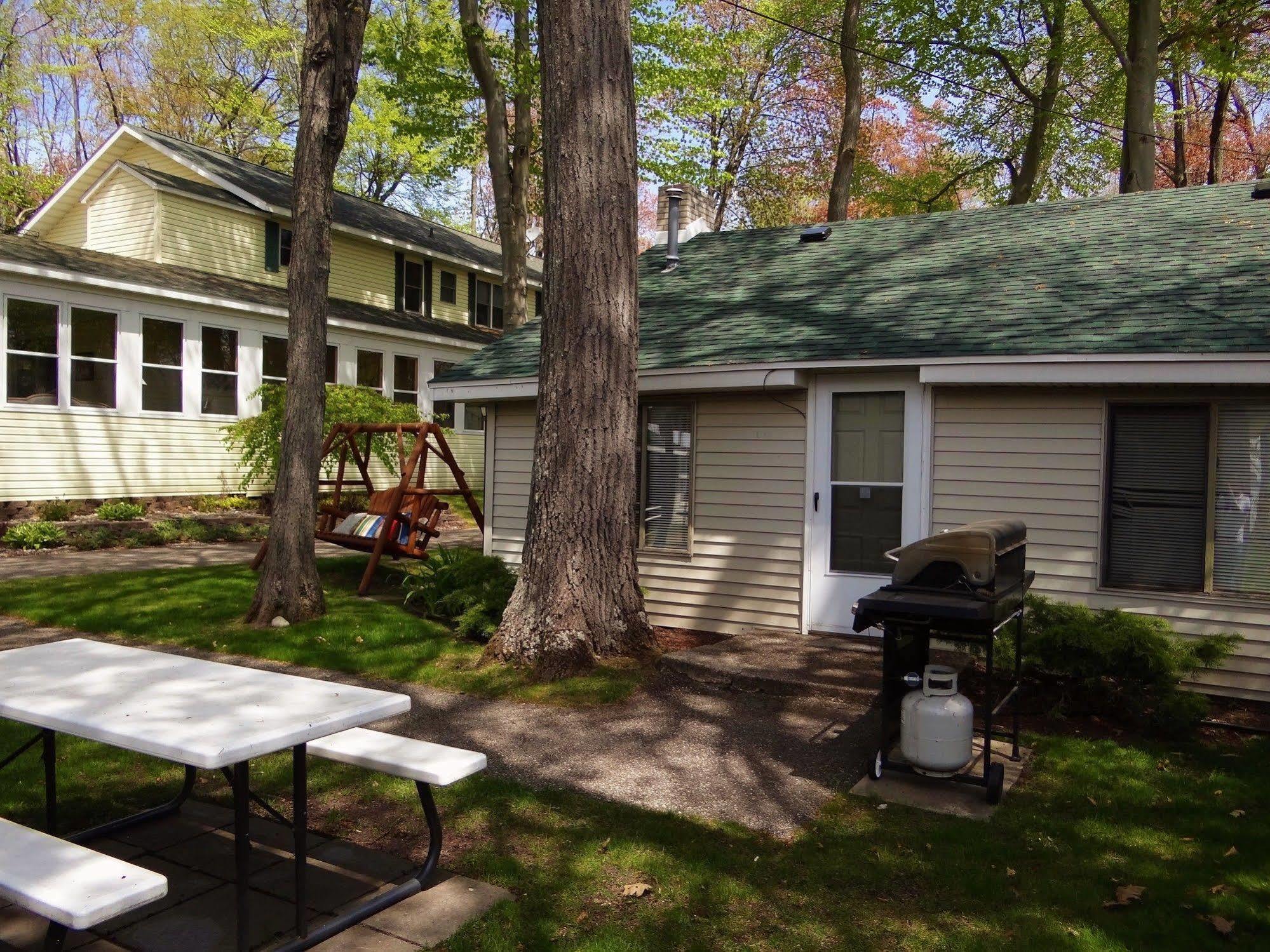 Sunset Resort Prudenville Exterior foto