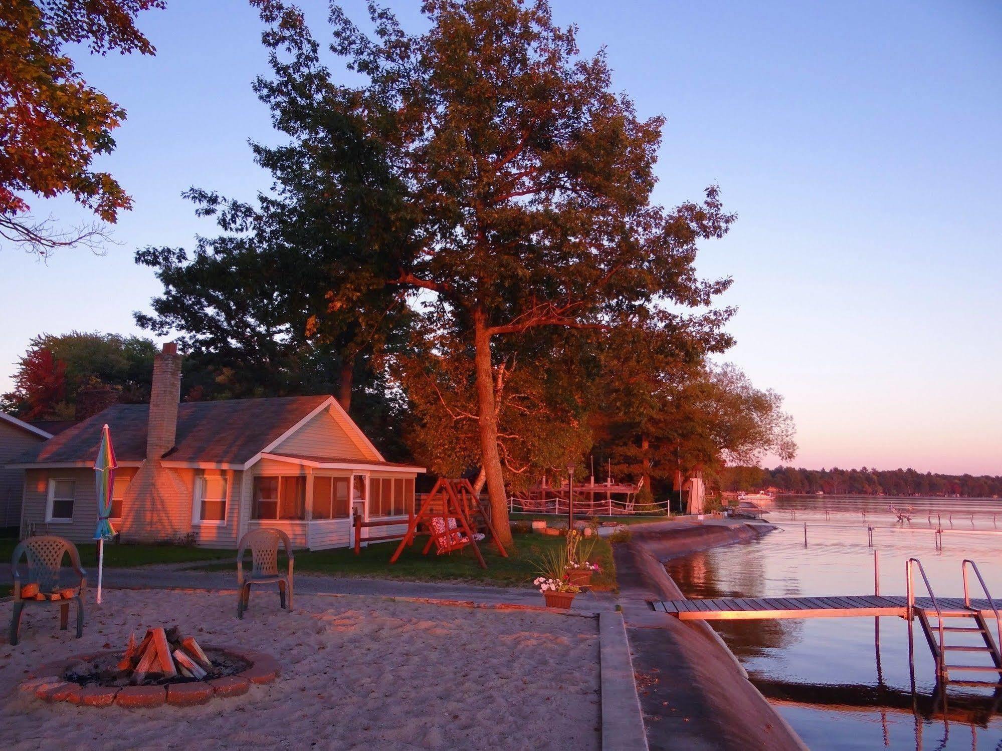 Sunset Resort Prudenville Exterior foto